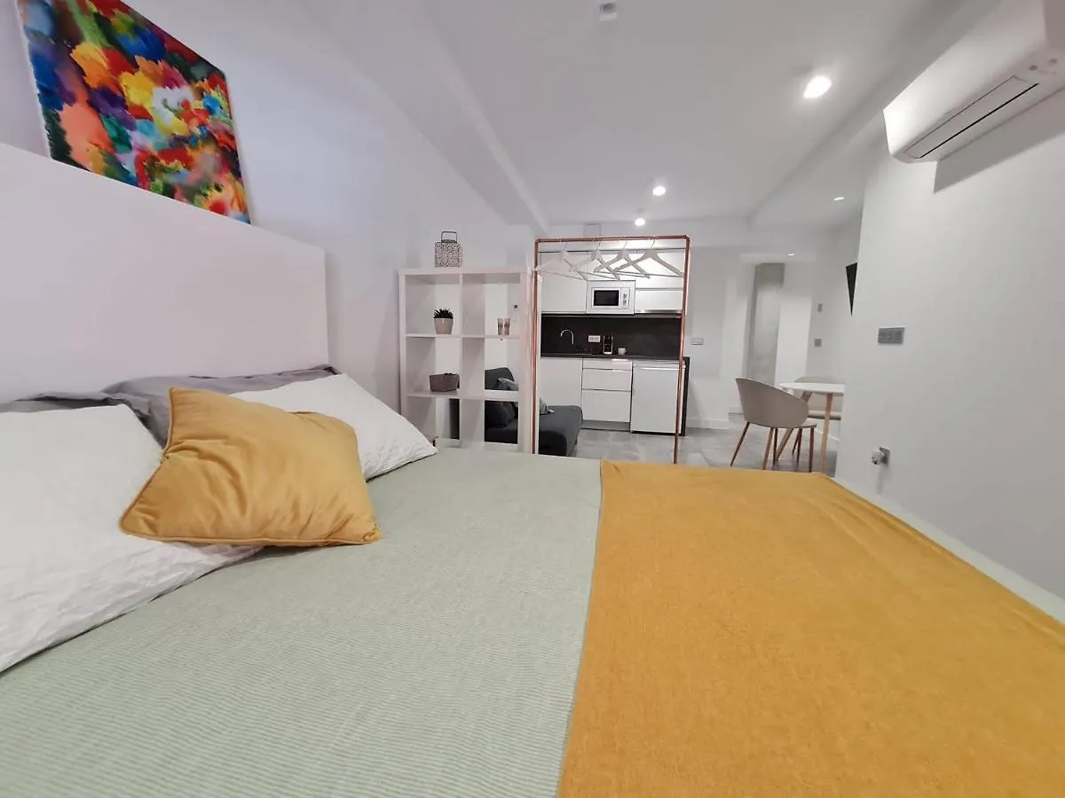 Aparthotel LoftinMálaga Spagna